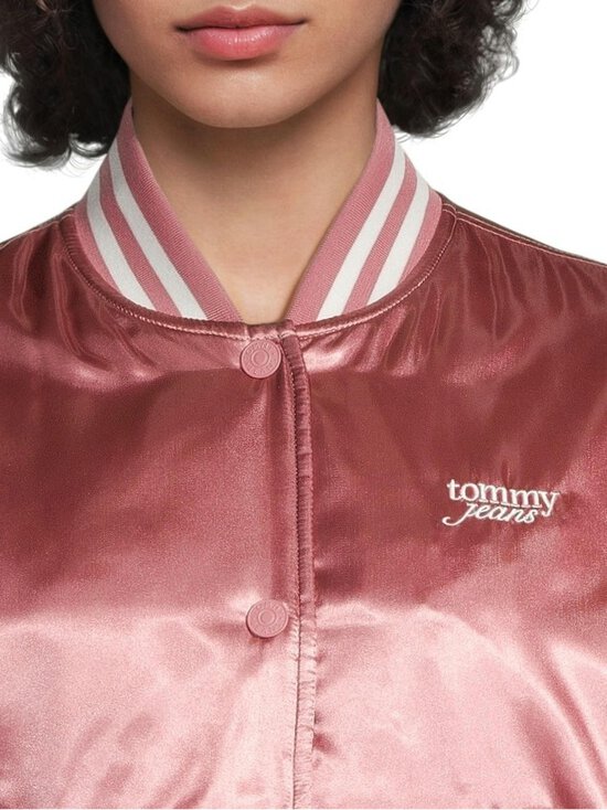 Tommy Jeans - TJW Script Varsity -takki - TI0 TAHITI BERRY - photo 4 Tommy Jeans - TJW Script Varsity -takki - TI0 TAHITI BERRY | Stockmann - photo 4