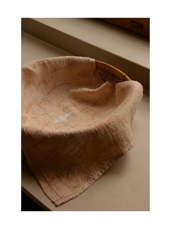 Lapuan Kankurit - Rannalla-pellavapyyhe 46 x 70 cm - 8 WHITE-CINNAMON | Stockmann - photo 2