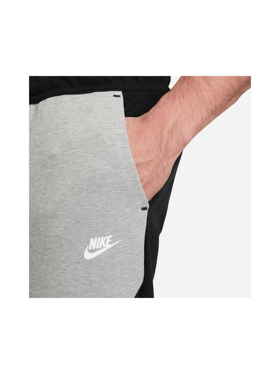 Nike - Tech Fleece -collegehousut - 016 BLACK/DK GREY HEATHER/WHITE | Stockmann - photo 4