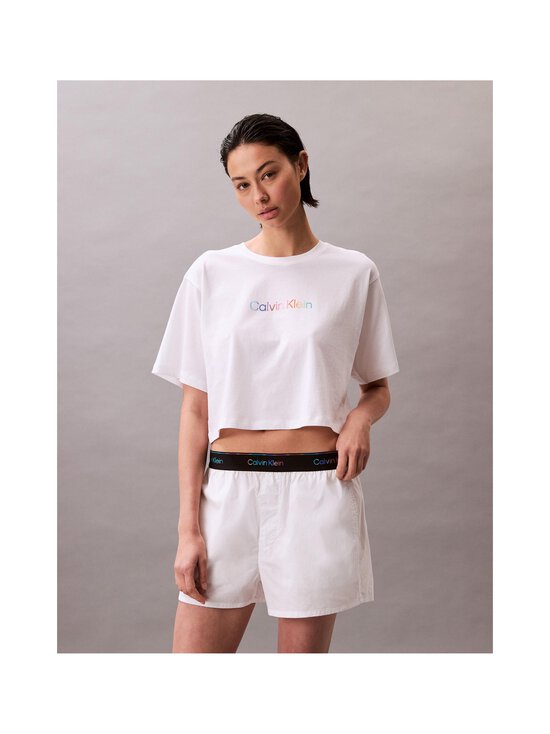 Calvin Klein Underwear - Logo Poplin Pride šorti - 100 CLASSIC WHITE - photo 2 Calvin Klein Underwear - Logo Poplin Pride šorti - 100 CLASSIC WHITE | Stockmann - photo 2