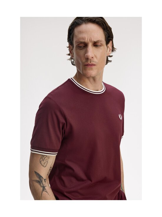Fred Perry - Twin Tipped krekls - 64A OXBLOOD ECRU | Stockmann - photo 5