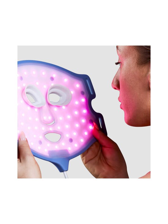 CurrentBody Skin - LED gaismas terapijas maska aknei un problemātiskai ādai - WHITE - photo 4 CurrentBody Skin - LED gaismas terapijas maska aknei un problemātiskai ādai - WHITE | Stockmann - photo 4