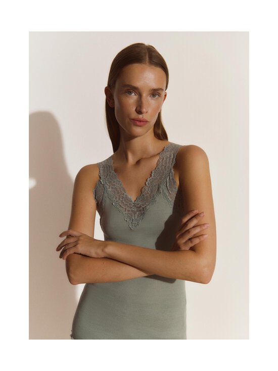 Rosemunde - Bernadine-pitsitoppi - 017 GREEN - photo 2 Rosemunde - Bernadine-pitsitoppi - 017 GREEN | Stockmann - photo 2