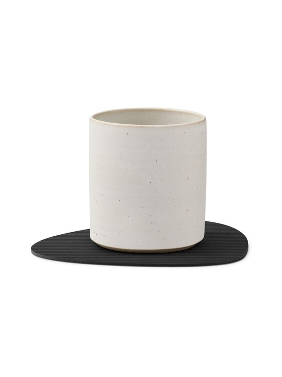Lind DNA - Corduroy Curve glāžu paliktnis 11 x 13 cm - BLACK - photo 3 Lind DNA - Corduroy Curve glāžu paliktnis 11 x 13 cm - BLACK | Stockmann - photo 3