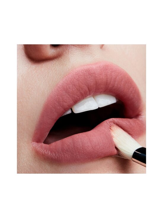 MAC - Powder Kiss Lipstick -huulipuna - SULTRY MOVE - photo 3 MAC - Powder Kiss Lipstick -huulipuna - SULTRY MOVE | Stockmann - photo 3