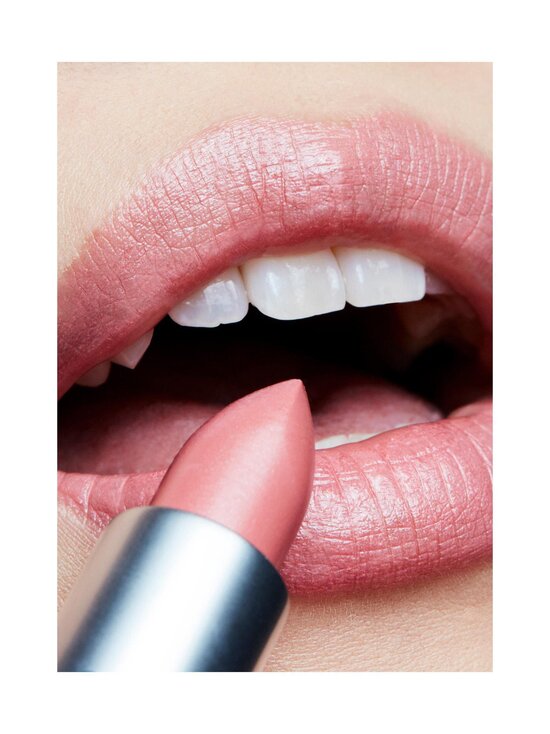 MAC - Frost Lipstick -huulipuna 3 g - ANGEL - photo 3 MAC - Frost Lipstick -huulipuna 3 g - ANGEL | Stockmann - photo 3