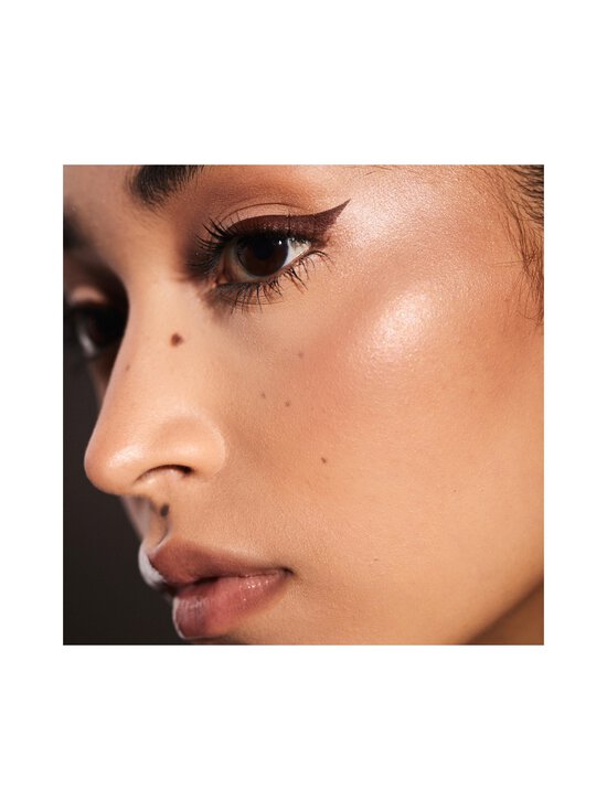 Fenty Beauty - Flyliner Longwear Liquid Eyeliner -silmänrajausväri - 02 IN BIG TRUFFLE | Stockmann - photo 4