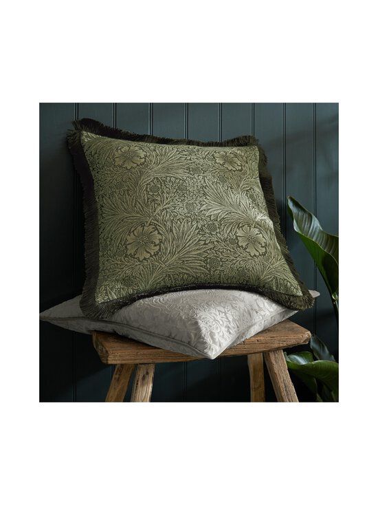 William Morris At Home - Marigold-sisustustyyny 50 x 50 cm - 33 OLIVE - photo 3 William Morris At Home - Marigold-sisustustyyny 50 x 50 cm - 33 OLIVE | Stockmann - photo 3