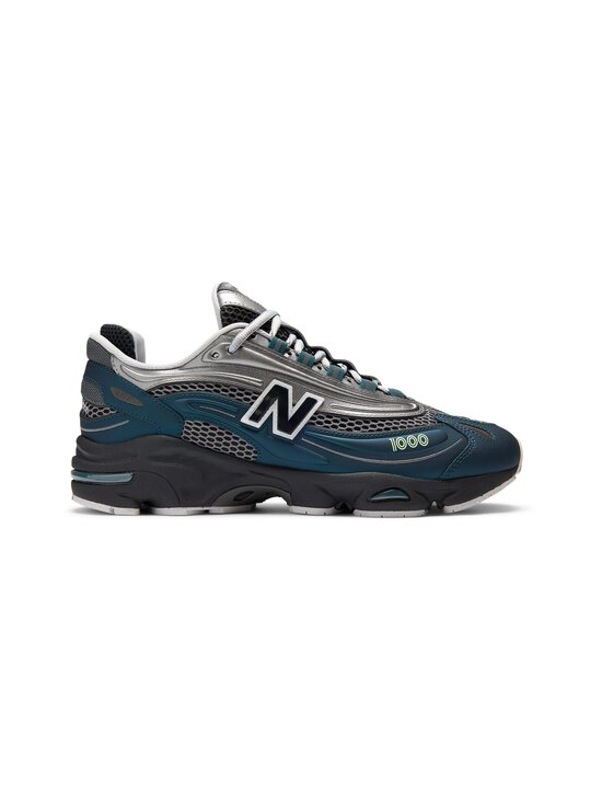 M1000-sneakerit