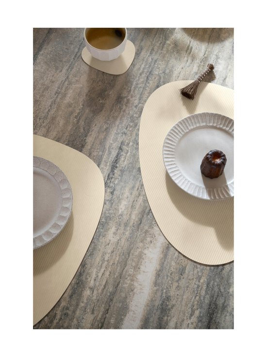 Lind DNA - Corduroy Curve -pöytätabletti 37 x 44 cm - VANILLA | Stockmann - photo 3