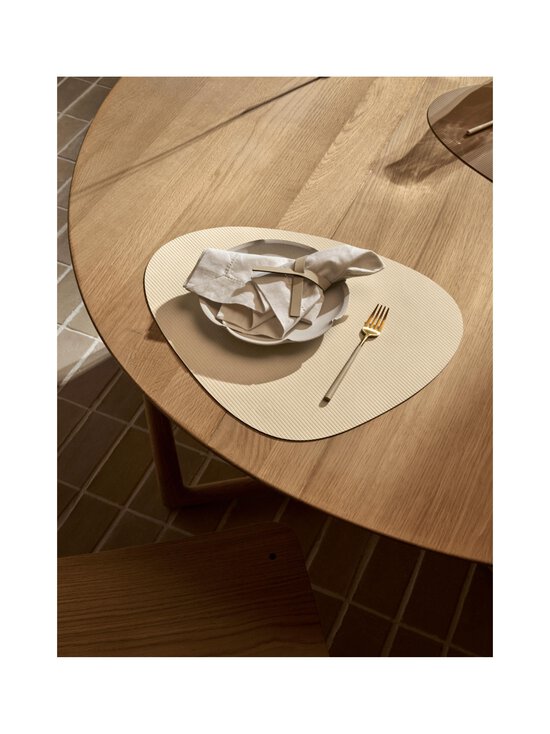 Lind DNA - Corduroy Curve -pöytätabletti 37 x 44 cm - VANILLA | Stockmann - photo 4