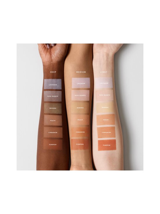Fenty Beauty - Bright Fix Instant Brightening + Blurring Powder pūderis - ROSE QUARTZ - photo 3 Fenty Beauty - Bright Fix Instant Brightening + Blurring Powder pūderis - ROSE QUARTZ | Stockmann - photo 3