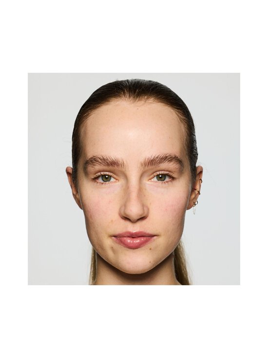 Fenty Beauty - Bright Fix Instant Brightening + Blurring Powder pūderis - ROSE QUARTZ - photo 5 Fenty Beauty - Bright Fix Instant Brightening + Blurring Powder pūderis - ROSE QUARTZ | Stockmann - photo 5