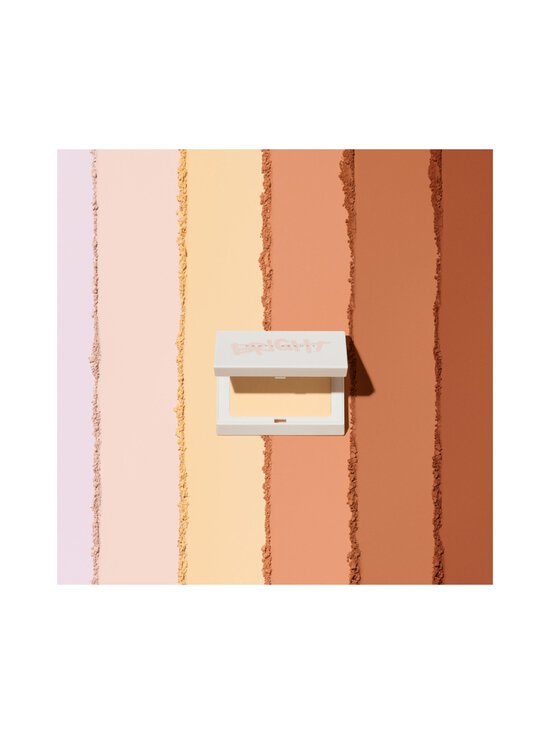 Fenty Beauty - Bright Fix Instant Brightening + Blurring Powder pūderis - ROSE QUARTZ - photo 7 Fenty Beauty - Bright Fix Instant Brightening + Blurring Powder pūderis - ROSE QUARTZ | Stockmann - photo 7