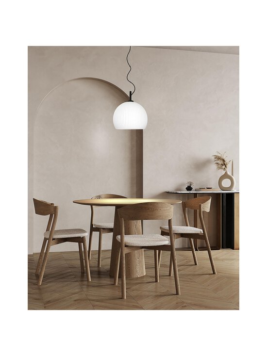 Design by Grönlund - Bloom Round -kattovalaisin 30 cm - 06 WHITE GLASS / BLACK - photo 4 Design by Grönlund - Bloom Round -kattovalaisin 30 cm - 06 WHITE GLASS / BLACK | Stockmann - photo 4
