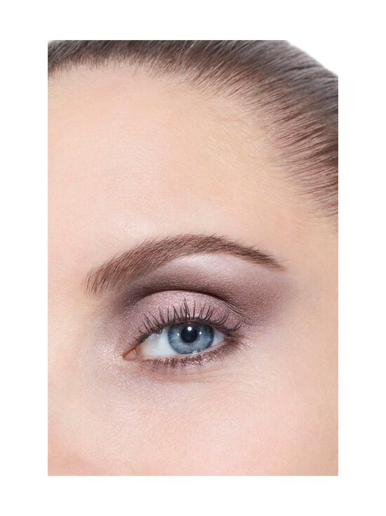 CHANEL - LES 4 OMBRES Multi Effect Quadra Eyeshadow - 202 TISSÉ CAMÉLIA - photo 3 CHANEL - LES 4 OMBRES Multi Effect Quadra Eyeshadow - 202 TISSÉ CAMÉLIA | Stockmann - photo 3