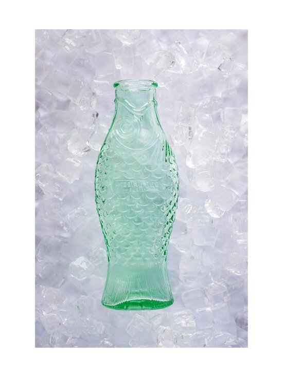 Serax - Fish & Fish -lasipullo 1 l - GREEN (VIHREÄ) - photo 3 Serax - Fish & Fish -lasipullo 1 l - GREEN (VIHREÄ) | Stockmann - photo 3