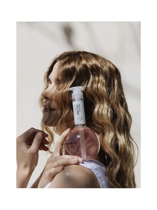 NatureLab TOKYO - Perfect Volume -shampoo - NOCOL | Stockmann - photo 3