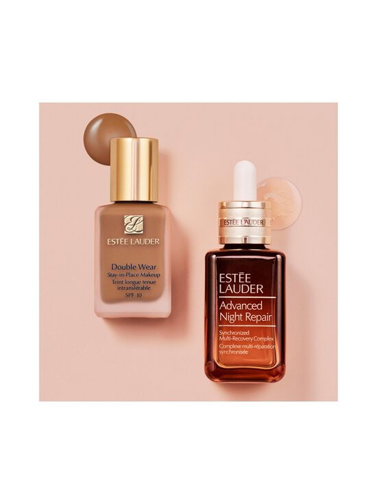 Estée Lauder - Double Wear Stay-In-Place Makeup Foundation SPF 10 -meikkivoide 30 ml - 3N1 IVORY BEIGE - photo 5 Estée Lauder - Double Wear Stay-In-Place Makeup Foundation SPF 10 -meikkivoide 30 ml - 3N1 IVORY BEIGE | Stockmann - photo 5