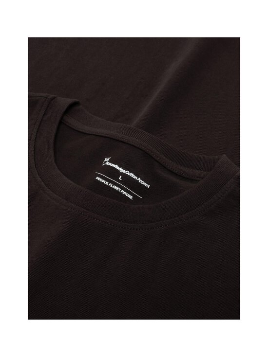Knowledge Cotton Apparel - Loke Badge t-paita - 1487 CHOCOLATE TORTE | Stockmann - photo 3