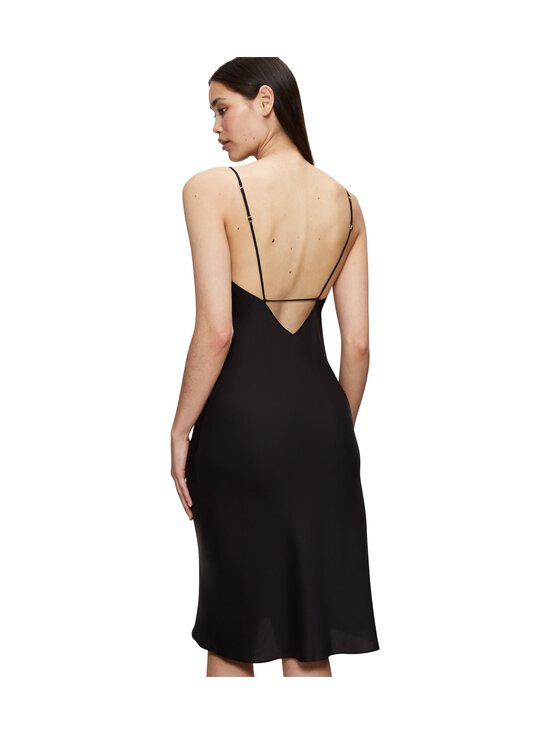 Triumph - Silky Sensuality -yöpaita - 0004 BLACK - photo 3 Triumph - Silky Sensuality -yöpaita - 0004 BLACK | Stockmann - photo 3