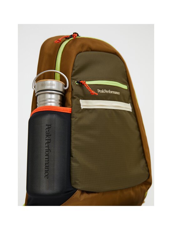 Peak Performance - Outdoor Crossbody -laukku 8 l - 030 EARTHY SUMMIT - photo 8 Peak Performance - Outdoor Crossbody -laukku 8 l - 030 EARTHY SUMMIT | Stockmann - photo 8