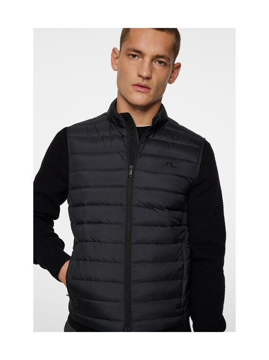 J.Lindeberg - Tepitud vest Mick Light Weight - 9999 BLACK | Stockmann - photo 4