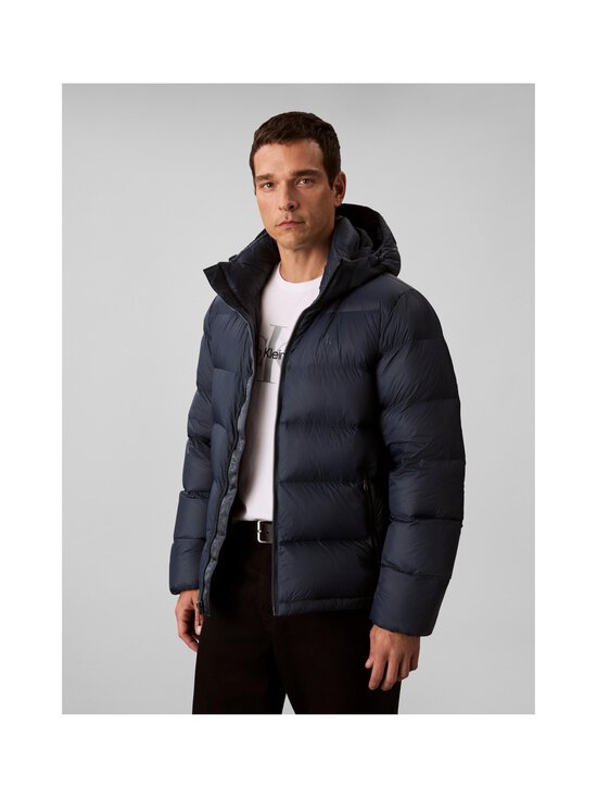 Calvin Klein Jeans - Nylon Zip Off Hood stepēta virsjaka - PPK INK - photo 2 Calvin Klein Jeans - Nylon Zip Off Hood stepēta virsjaka - PPK INK | Stockmann - photo 2