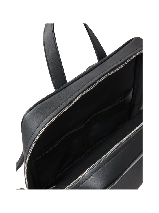 Calvin Klein Bags & Accessories - Micro Pebble Slim -reppu - UB1 BLACK - photo 3 Calvin Klein Bags & Accessories - Micro Pebble Slim -reppu - UB1 BLACK | Stockmann - photo 3