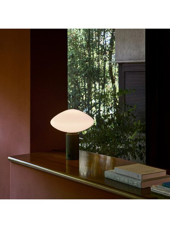 &Tradition - Mist AP17 -pöytävalaisin valkoinen / Grigio Caldo -marmori - WHITE | Stockmann - photo 14