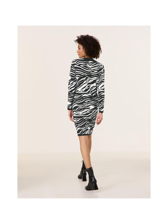 Gerry Weber - Mustriline kootud kleit - 1156 BLACK, OFF WHITE JAQUARD - photo 4 Gerry Weber - Mustriline kootud kleit - 1156 BLACK, OFF WHITE JAQUARD | Stockmann - photo 4