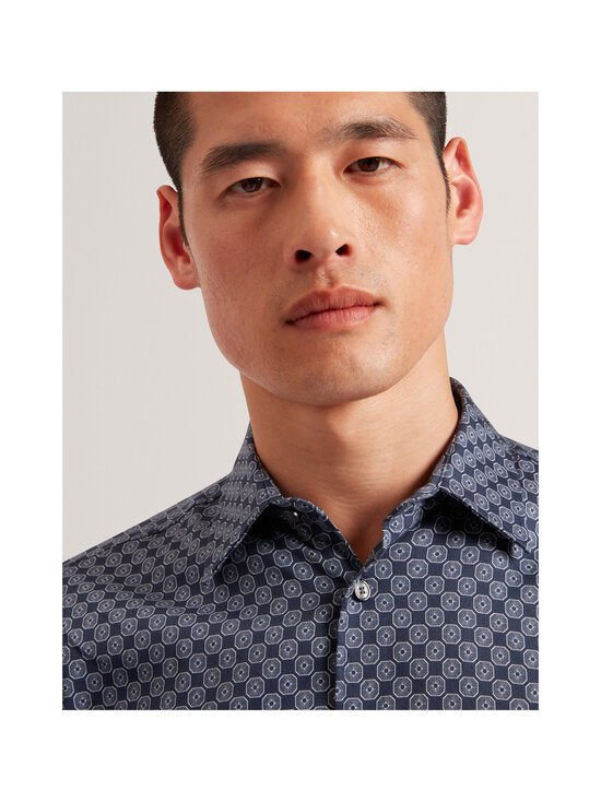 Ted Baker London - SEF Slim Fit Circle Geo Print -kauluspaita - NAVY - photo 4 Ted Baker London - SEF Slim Fit Circle Geo Print -kauluspaita - NAVY | Stockmann - photo 4