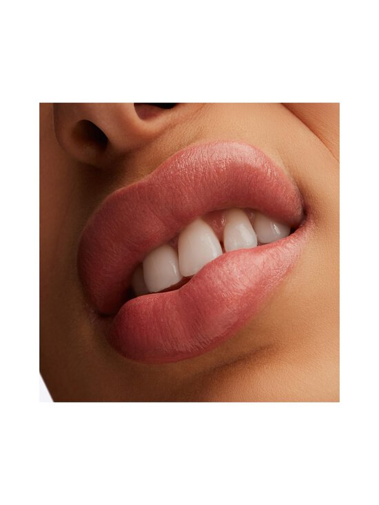 MAC - Huulepulk Lustreglass Sheer Shine Lipstick - THANKS, IT?S M·A·C! | Stockmann - photo 5