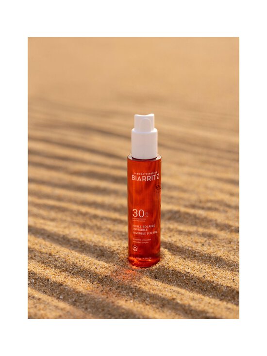 Laboratoires de Biarritz - Invisible Sun Oil SPF30 - aurinkosuoja vartalolle - NOCOL - photo 2 Laboratoires de Biarritz - Invisible Sun Oil SPF30 - aurinkosuoja vartalolle - NOCOL | Stockmann - photo 2