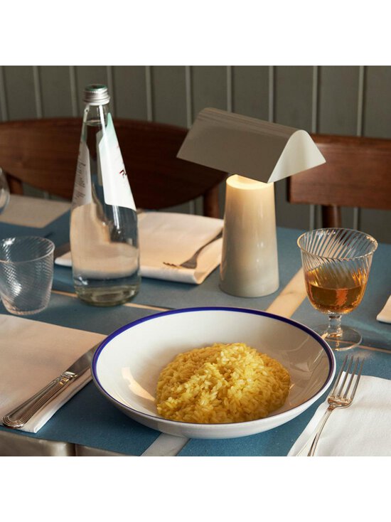 &Tradition - Caret MF1 -pöytävalaisin ladattava silk grey - GREY | Stockmann - photo 11