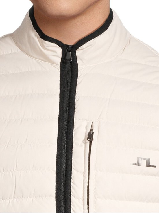 J.Lindeberg - Õhuke sulevest Pace - U029 MOONBEAM - photo 4 J.Lindeberg - Õhuke sulevest Pace - U029 MOONBEAM | Stockmann - photo 4