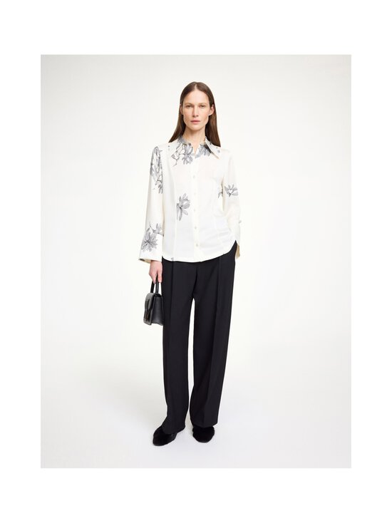 By Malene Birger - Rosiannas satīna kreklblūze - QF2 FLORAL PRINT - photo 2 By Malene Birger - Rosiannas satīna kreklblūze - QF2 FLORAL PRINT | Stockmann - photo 2