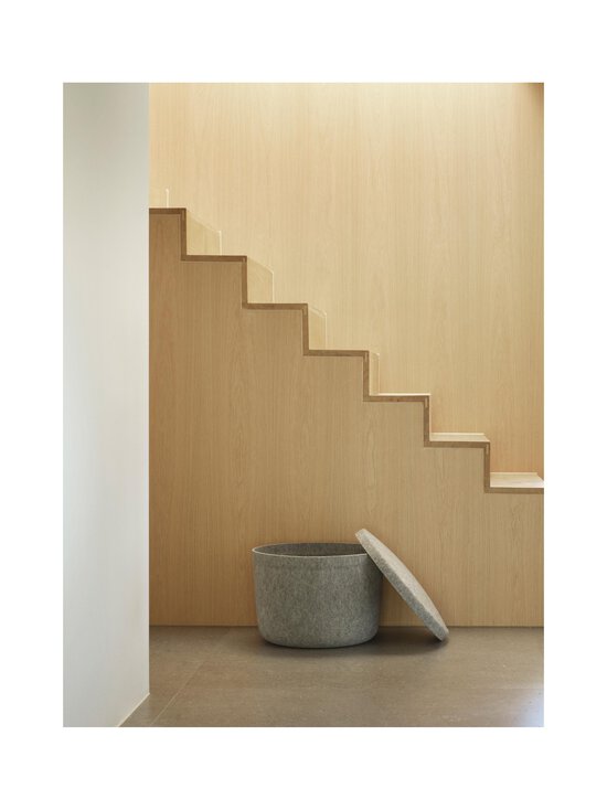 Normann Copenhagen - Hide Storage Pouf Small -säilytysjakkara Ø52,5 cm - GREY | Stockmann - photo 2