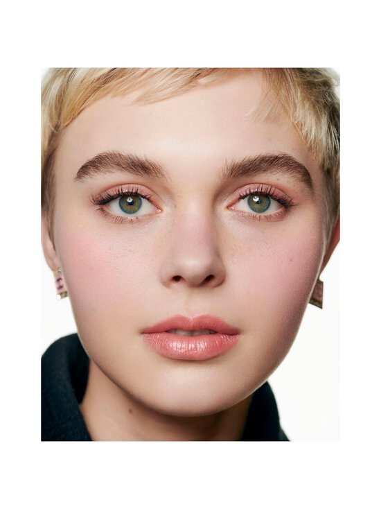 CHANEL - LES SIGNES DE CHANEL Illuminating Powder Blush - ROSE LUMIERE - photo 3 CHANEL - LES SIGNES DE CHANEL Illuminating Powder Blush - ROSE LUMIERE | Stockmann - photo 3