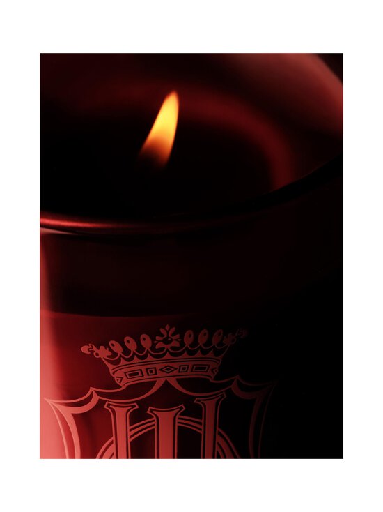 Sisley - Rožu aromātiskā svece 220 g - NOCOL - photo 4 Sisley - Rožu aromātiskā svece 220 g - NOCOL | Stockmann - photo 4