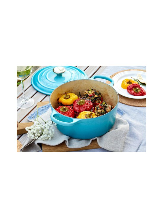 Le Creuset - Signature Round Casserole čuguna katls 24 cm/ 4.2 l - CARIBBEAN - photo 6 Le Creuset - Signature Round Casserole čuguna katls 24 cm/ 4.2 l - CARIBBEAN | Stockmann - photo 6