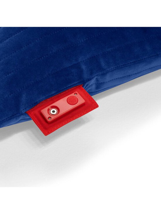 Fatboy - Hotspot Quadro Line Velvet -lämpötyyny - SININEN | Stockmann - photo 3