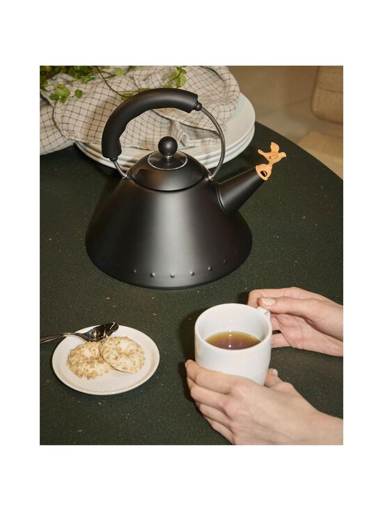 Alessi - Michael Graves -vedenkeitin 2 l - BB BLACK - photo 3 Alessi - Michael Graves -vedenkeitin 2 l - BB BLACK | Stockmann - photo 3