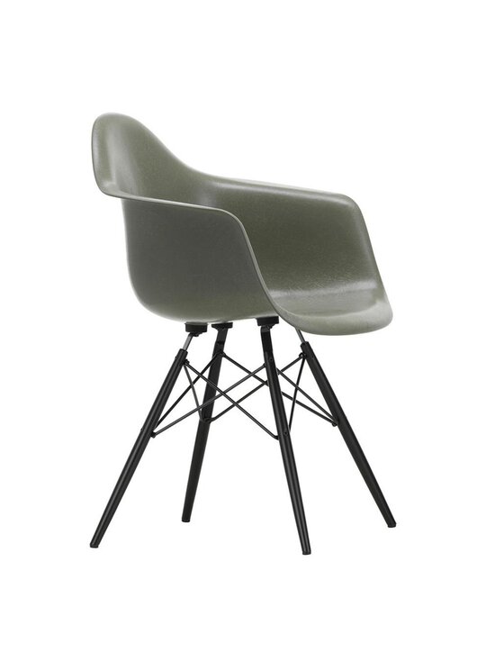 Vitra - Eames DAW Fiberglass -tuoli raw umber/musta vaahtera - GREY | Stockmann - photo 1
