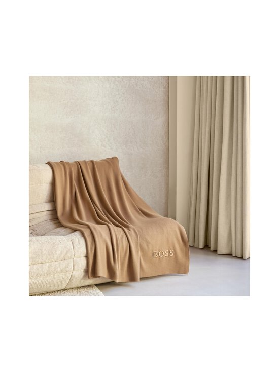 Hugo Boss - Bold Logo -huopa, 130x170 cm - CAMEL - photo 6 Hugo Boss - Bold Logo -huopa, 130x170 cm - CAMEL | Stockmann - photo 6
