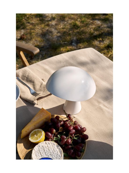 Louis Poulsen - Rumee Portable -johdoton pöytävalaisin - CLOUD WHITE | Stockmann - photo 4