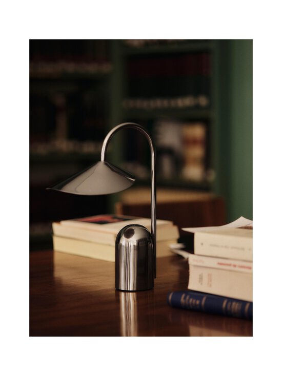 Ferm Living - Arum Portable Lamp -pöytävalaisin - STAINLESS STEEL | Stockmann - photo 2