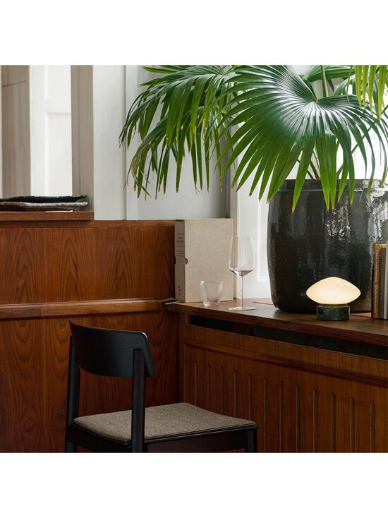 &Tradition - Mist AP21 -pöytävalaisin ladattava valkoinen / Verde Guatemala -marmori - WHITE | Stockmann - photo 10