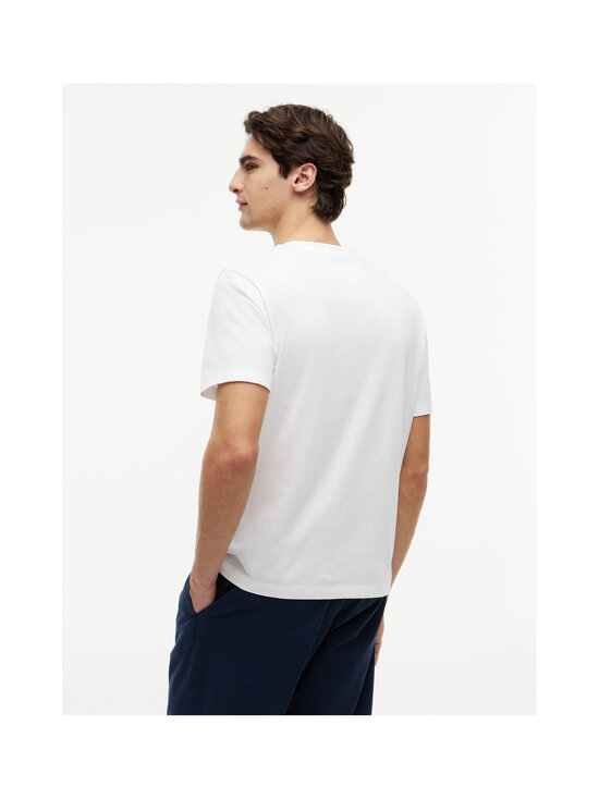Tommy Hilfiger - Brand Love Left Chest t-paita - YBR WHITE | Stockmann - photo 4