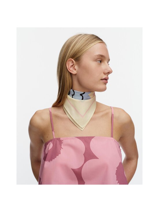 Marimekko - Pesofati Kukasta Kukkaan -huivi - 265 LT.YEL., LT.BLU., LT.PIN., GRE | Stockmann - photo 3